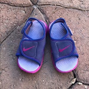 Toddler NIKE sandals